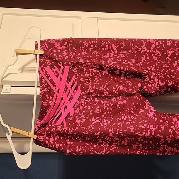 Powerhold Fabletics leggings - Picture 1 of 3